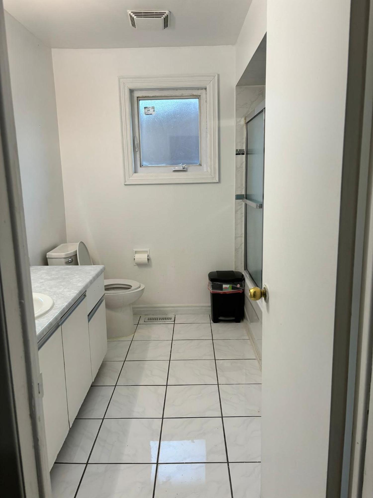 Queen Bedroom Near Sheridan College ブランプトン エクステリア 写真
